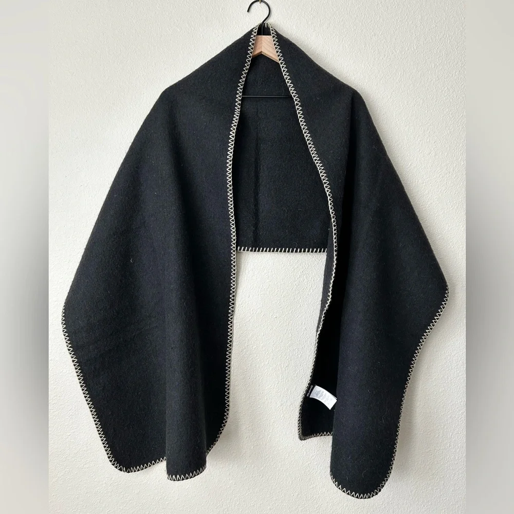 Madewell Blanket-Stitch Scarf - Picture 3 of 6